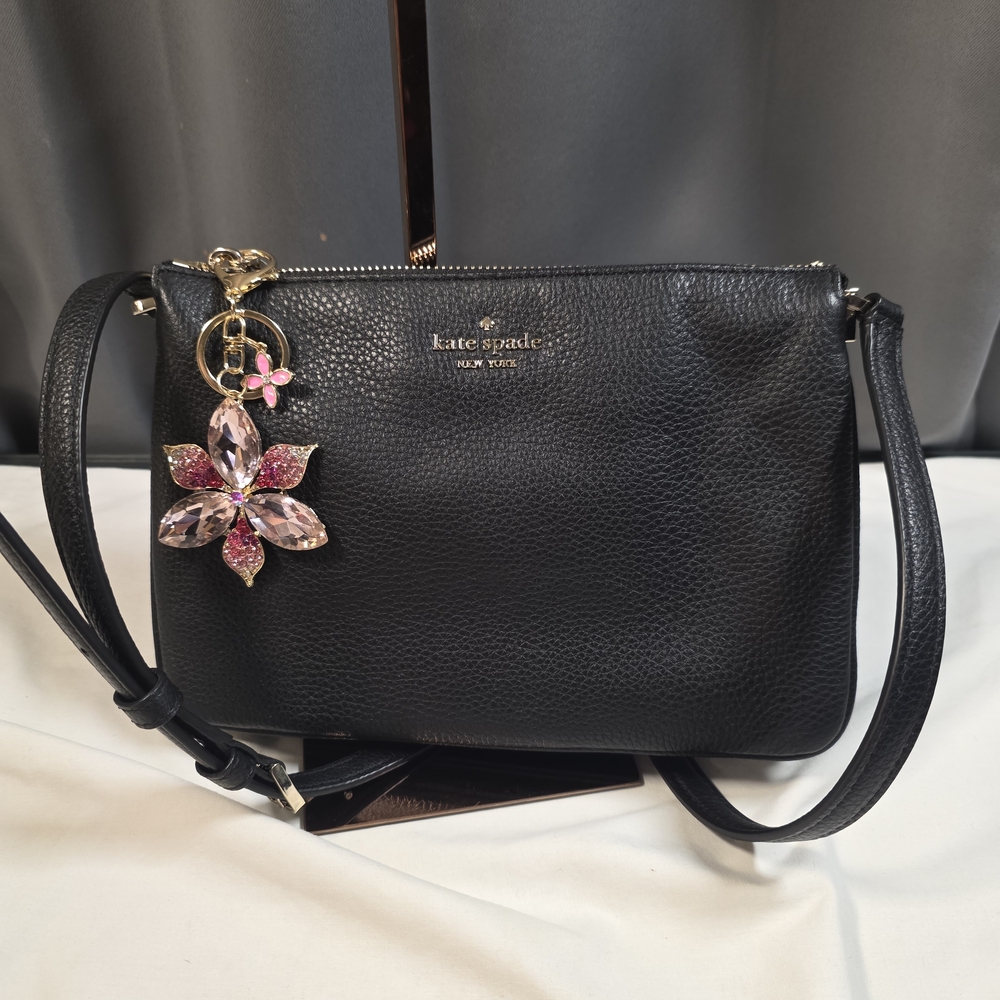 Kate Spade Leila Triple Gusset Pebbled Leather Crossbody Bag Black Like New
